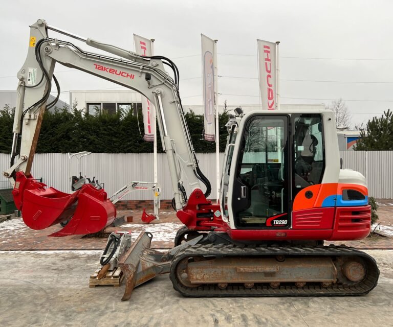 Inchirieri TB290
