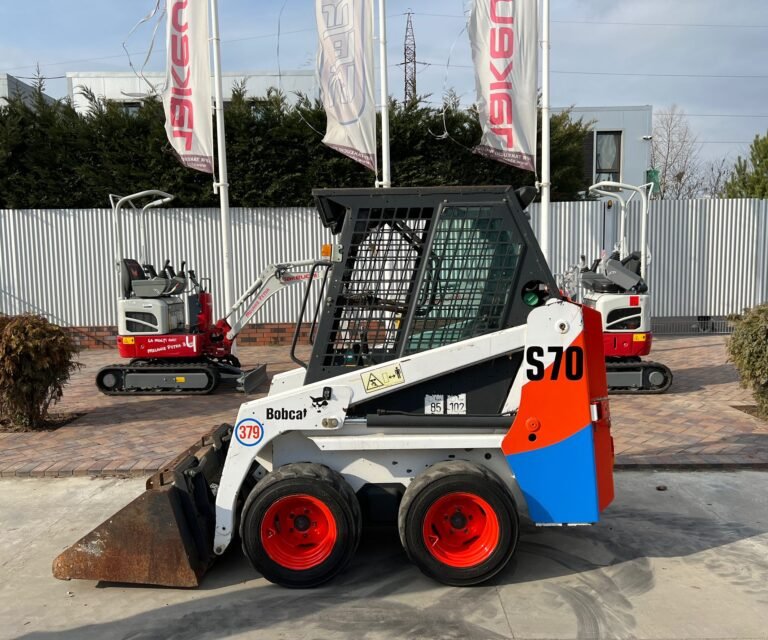 Inchirieri Bobcat S70