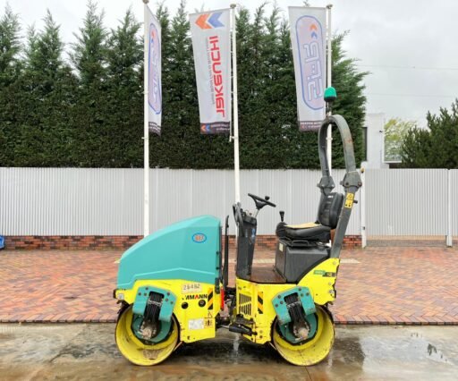 Inchirieri Ammann ARX12