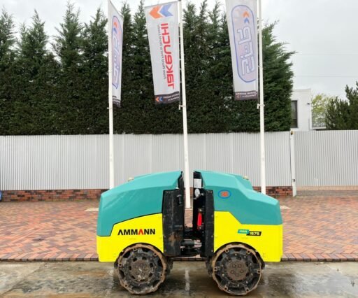 Inchirieri Ammann ARR1575